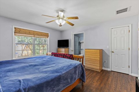 Tiny photo for 5 MIDWAY Court, Crawfordville, FL 32327 (MLS # 394438)