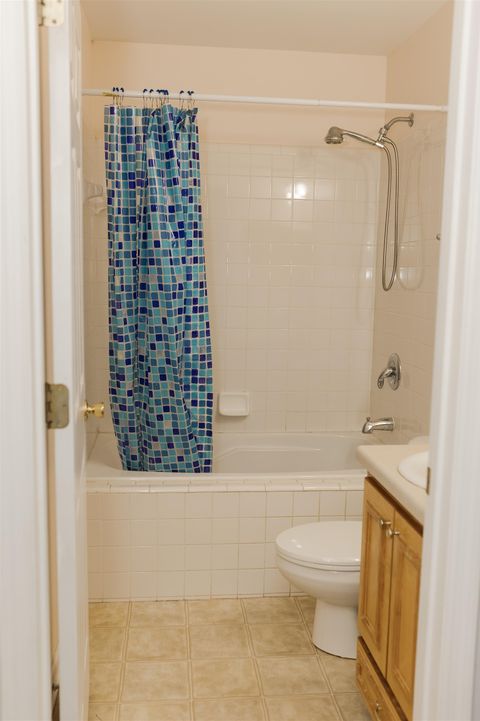 Tiny photo for 5 MIDWAY Court, Crawfordville, FL 32327 (MLS # 394438)