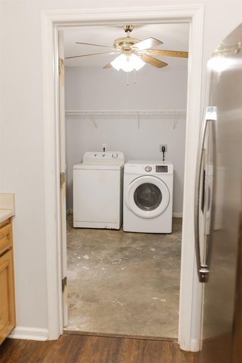 Tiny photo for 5 MIDWAY Court, Crawfordville, FL 32327 (MLS # 394438)