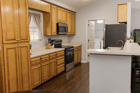 Tiny photo for 5 MIDWAY Court, Crawfordville, FL 32327 (MLS # 394438)