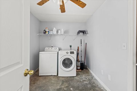 Tiny photo for 5 MIDWAY Court, Crawfordville, FL 32327 (MLS # 394438)