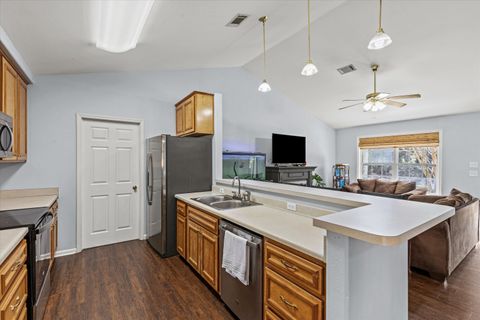 Tiny photo for 5 MIDWAY Court, Crawfordville, FL 32327 (MLS # 394438)