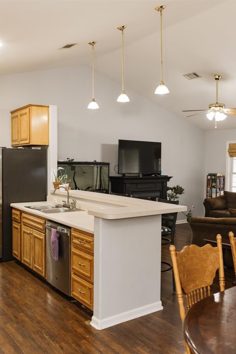 Tiny photo for 5 MIDWAY Court, Crawfordville, FL 32327 (MLS # 394438)