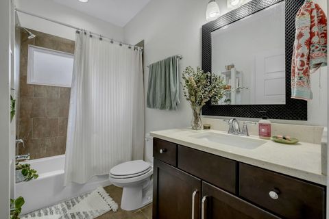 Tiny photo for 1416 N M L King Jr Boulevard #1, Tallahassee, FL 32303 (MLS # 398387)