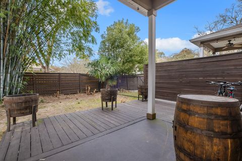 Tiny photo for 1416 N M L King Jr Boulevard #1, Tallahassee, FL 32303 (MLS # 398387)