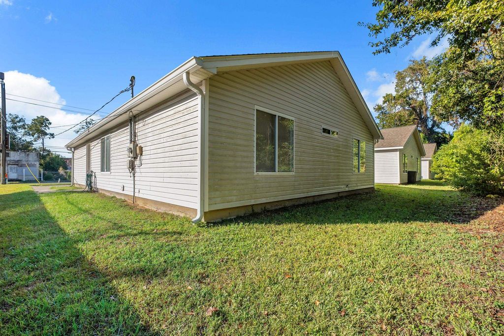 Photo of 712 W Brevard Street #N/A, Tallahassee, FL 32304 (MLS # 402096)