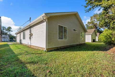 Tiny photo for 712 W Brevard Street #N/A, Tallahassee, FL 32304 (MLS # 402096)