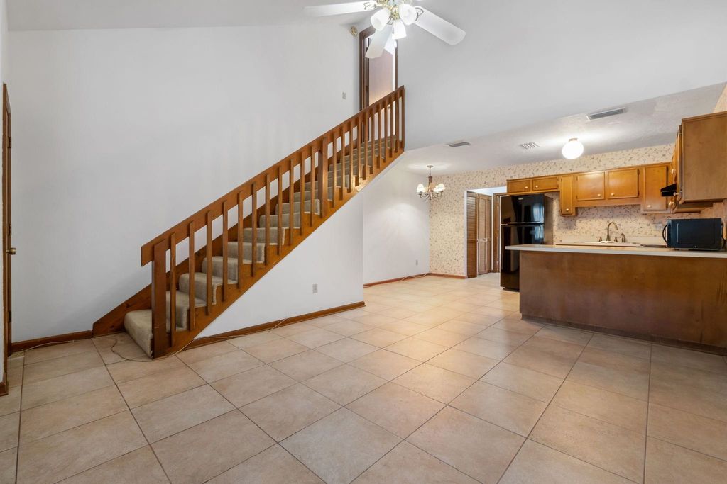 Photo of 2335 Tina Drive, Tallahassee, FL 32301 (MLS # 395090)