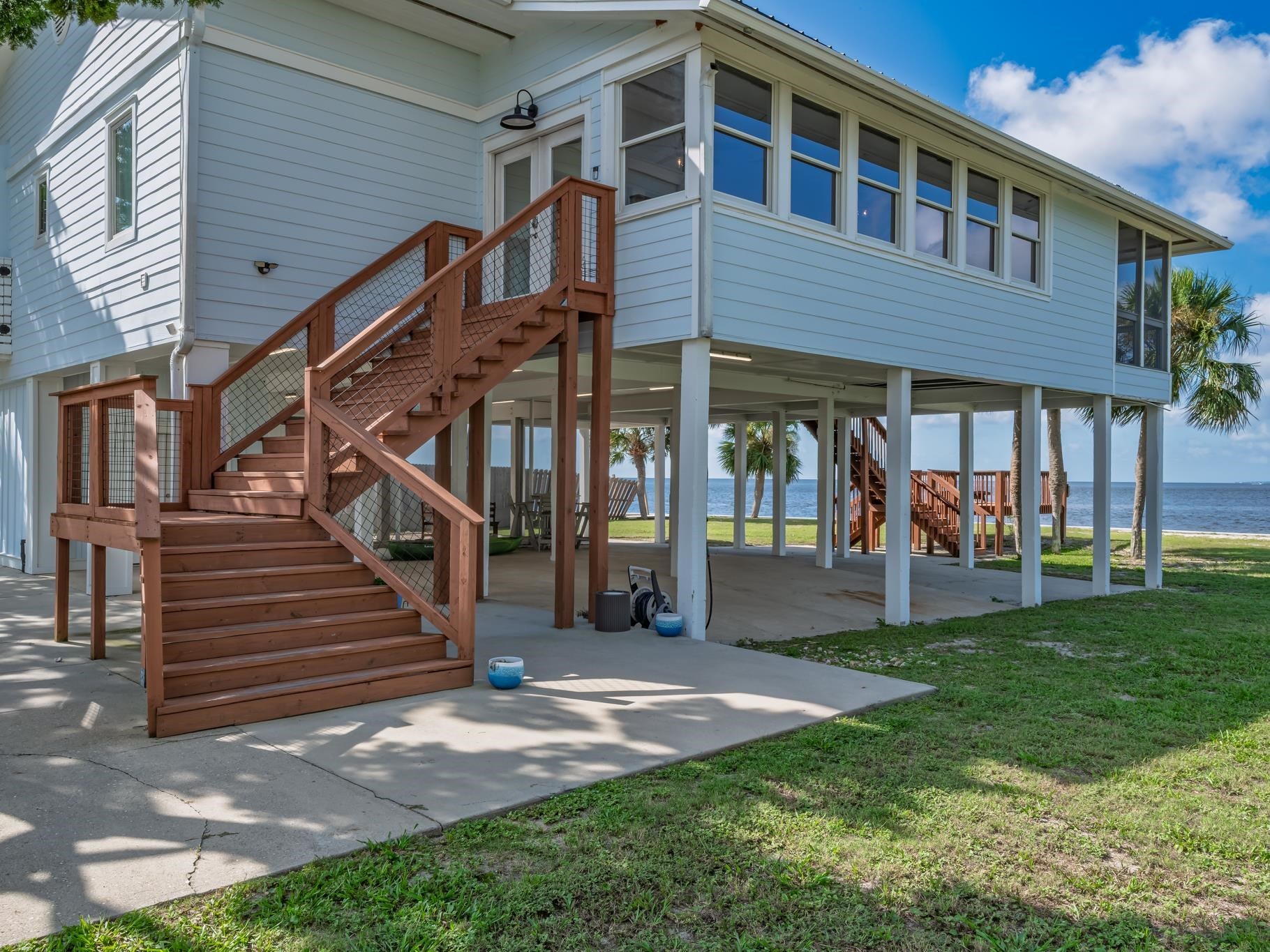 1645 SHELL POINT Road