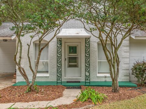 Photo of 868 Tamarack Avenue, Tallahassee, FL 32303 (MLS # 390785)