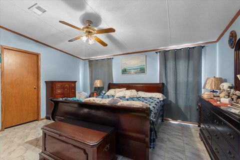 Tiny photo for 1914 SW JIm Clark Rd Rd, Madison, FL 32340 (MLS # 396845)