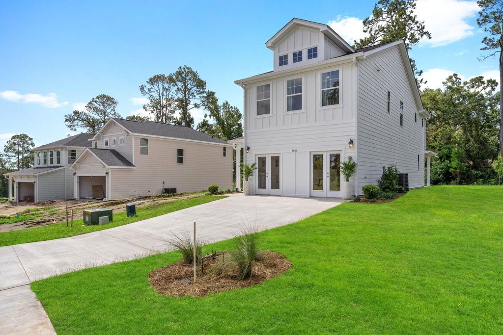 Photo of 4517 Garden Oaks Way, Tallahassee, FL 32311 (MLS # 391918)