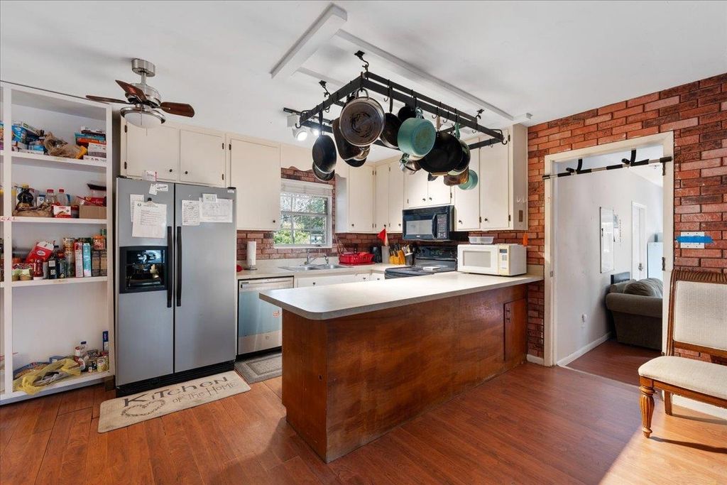 Photo of 1821 Myrick Road, Tallahassee, FL 32303 (MLS # 394719)