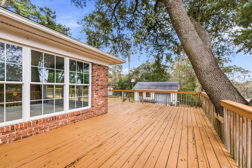 Photo of 2309 Trimble Road, Tallahassee, FL 32303 (MLS # 396509)