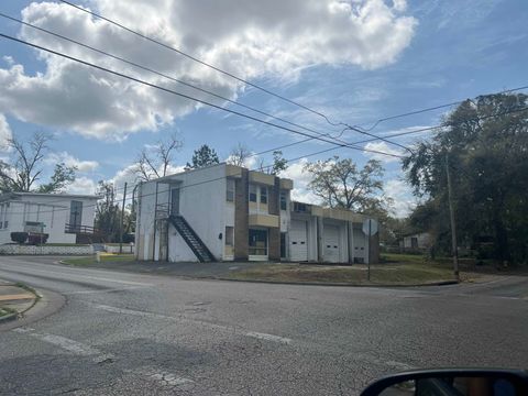 Photo of 2101 Holton Street, Tallahassee, FL 32310 (MLS # 385388)