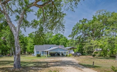 Tiny photo for 172 Friendship Church Road, Crawfordville, FL 32327 (MLS # 399287)
