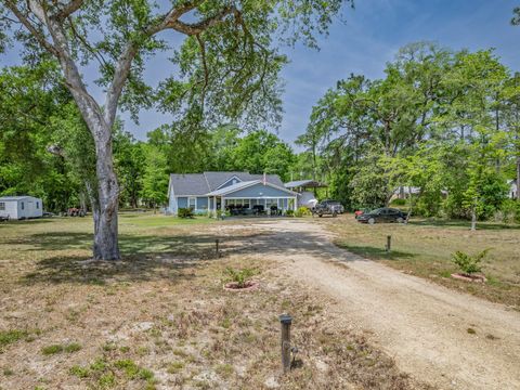 Tiny photo for 172 Friendship Church Road, Crawfordville, FL 32327 (MLS # 399287)