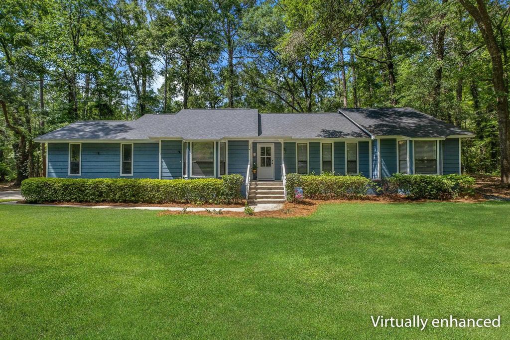Photo of 3516 WHIRLAWAY Trail, Tallahassee, FL 32309 (MLS # 400233)
