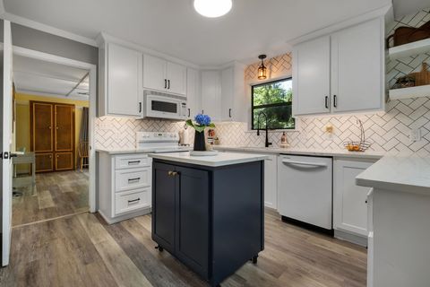 Tiny photo for 3516 WHIRLAWAY Trail, Tallahassee, FL 32309 (MLS # 400233)
