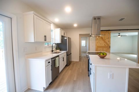 Tiny photo for 1944 LAWSON Road, Tallahassee, FL 32308 (MLS # 400223)