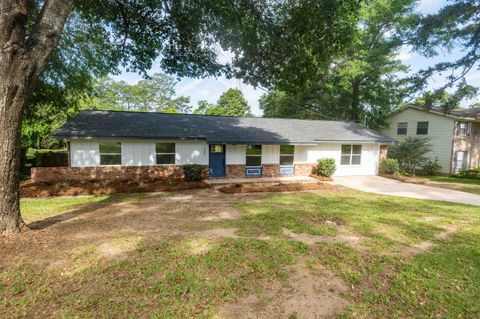 Photo of 1944 LAWSON Road, Tallahassee, FL 32308 (MLS # 400223)