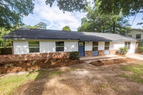 Tiny photo for 1944 LAWSON Road, Tallahassee, FL 32308 (MLS # 400223)