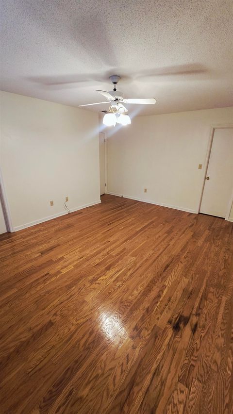 Tiny photo for 2221 GLENWOOD Lane, Tallahassee, FL 32308 (MLS # 398489)