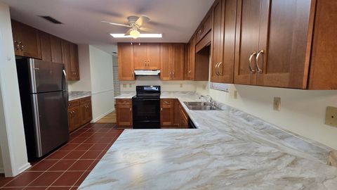 Tiny photo for 2221 GLENWOOD Lane, Tallahassee, FL 32308 (MLS # 398489)