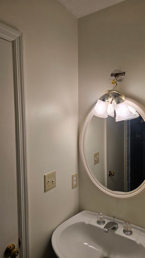 Tiny photo for 2221 GLENWOOD Lane, Tallahassee, FL 32308 (MLS # 398489)