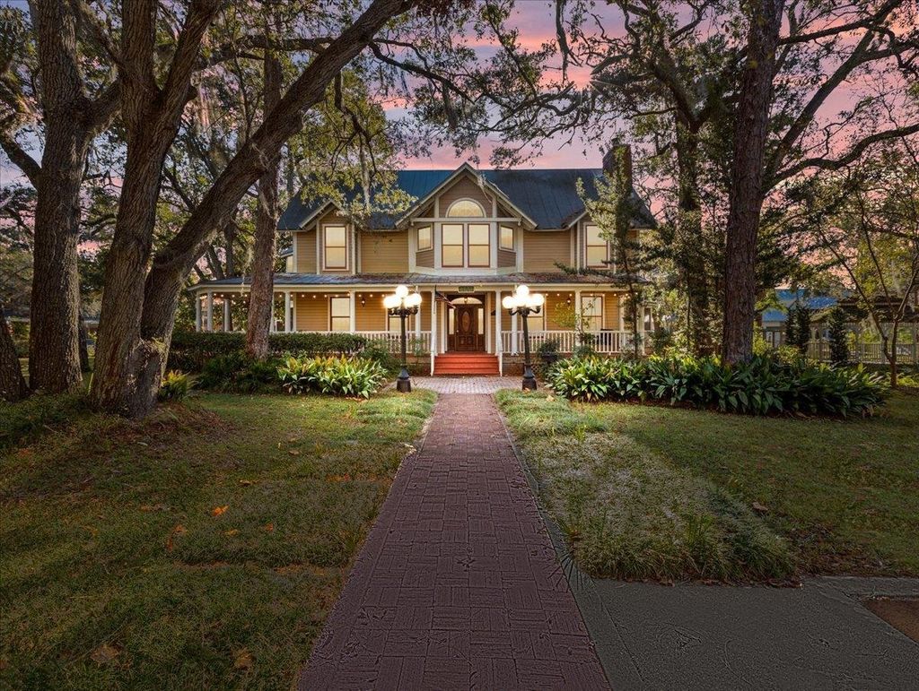 Photo of 233 NE Maggie Circle, Steinhatchee, FL 32359 (MLS # 399985)