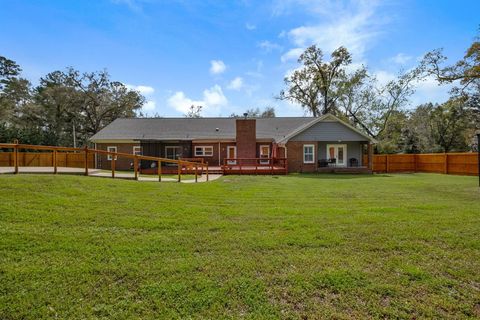 Tiny photo for 3602 N Meridian Road, Tallahassee, FL 32312 (MLS # 397036)