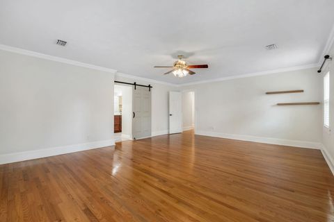 Tiny photo for 3602 N Meridian Road, Tallahassee, FL 32312 (MLS # 397036)