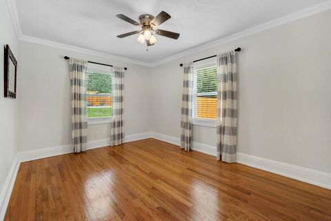 Tiny photo for 3602 N Meridian Road, Tallahassee, FL 32312 (MLS # 397036)