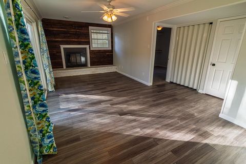 Tiny photo for 2003 SCENIC Road, Tallahassee, FL 32303 (MLS # 394300)