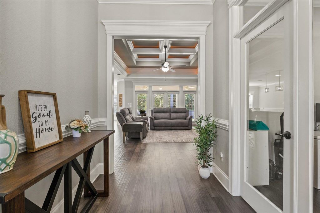 Photo of 8257 Sierra Woods Drive, Tallahassee, FL 32311 (MLS # 393033)