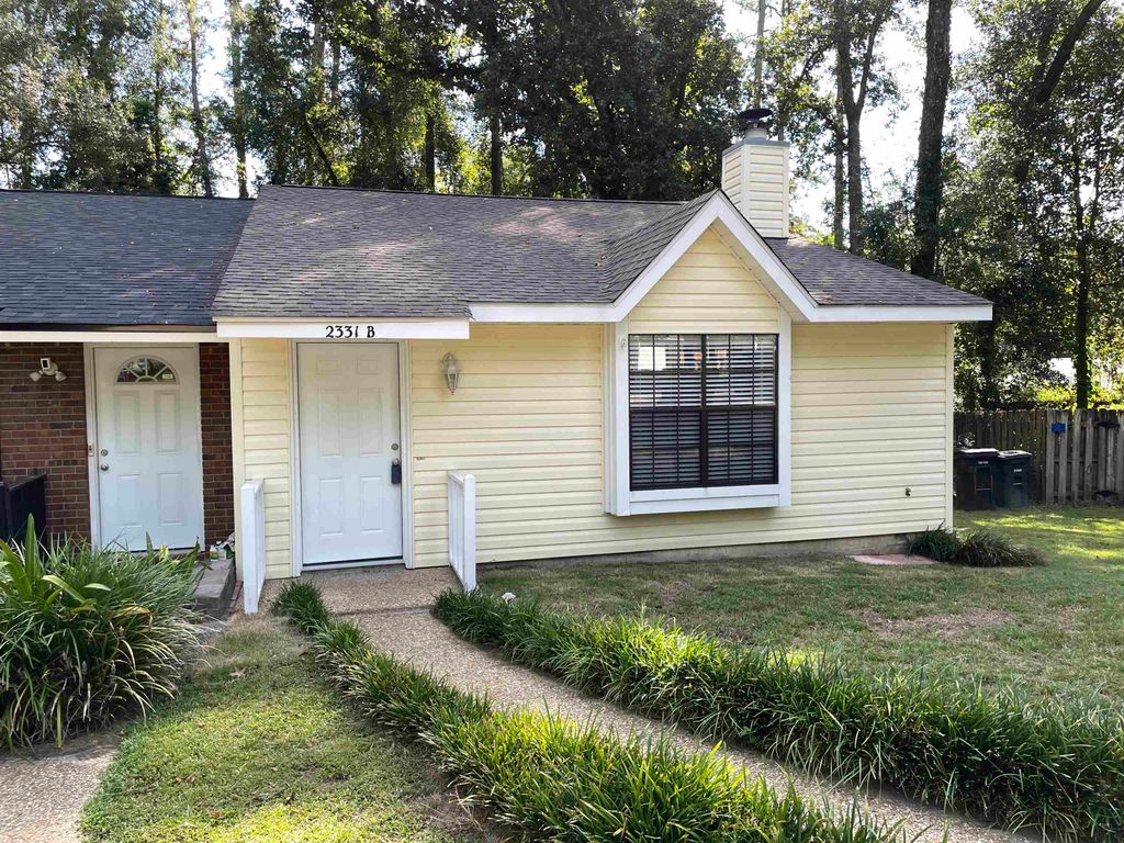 Photo of 2331 Via Sardinia Street #B, Tallahassee, FL 32303 (MLS # 390726)