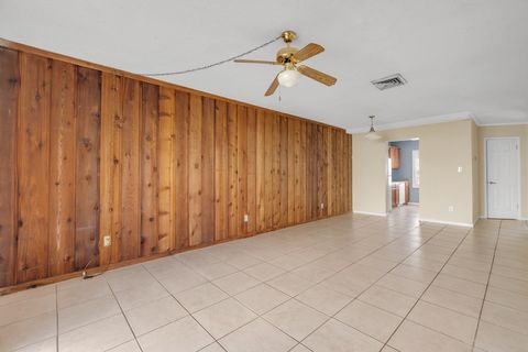 Tiny photo for 2325 W Pensacola Street #156, Tallahassee, FL 32304 (MLS # 392172)