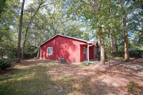 Tiny photo for 2739 W Tharpe Street, Tallahassee, FL 32303 (MLS # 391705)