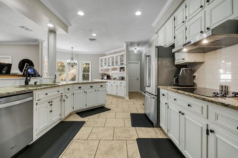 Tiny photo for 401 El Destinado Drive, Tallahassee, FL 32312 (MLS # 393276)