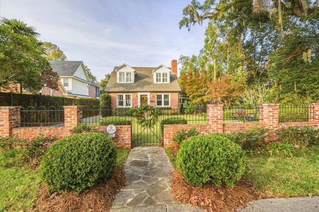 Photo of 730 E 6Th Avenue, Tallahassee, FL 32303 (MLS # 393912)