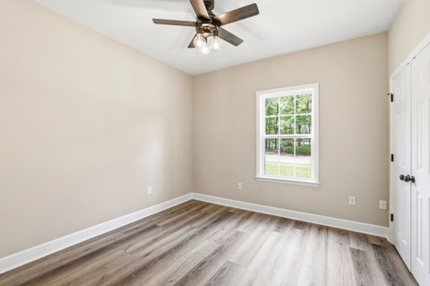 Tiny photo for 3025 Grady Road, Tallahassee, FL 32312 (MLS # 399263)