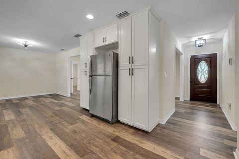 Tiny photo for 2366 Natural Bridge Road Rd, Tallahassee, FL 32305 (MLS # 398919)