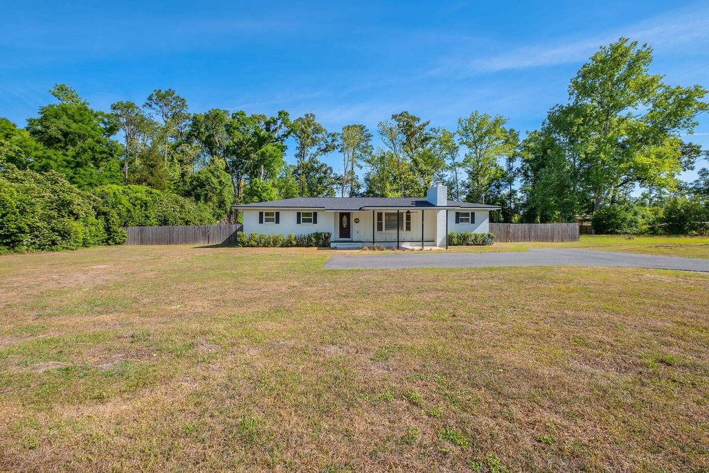 Photo of 2366 Natural Bridge Road Rd, Tallahassee, FL 32305 (MLS # 398919)