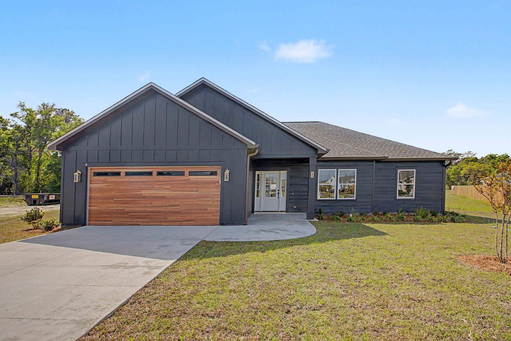 Photo of Lot 1 Shelby Drive, Crawfordville, FL 32327 (MLS # 398705)