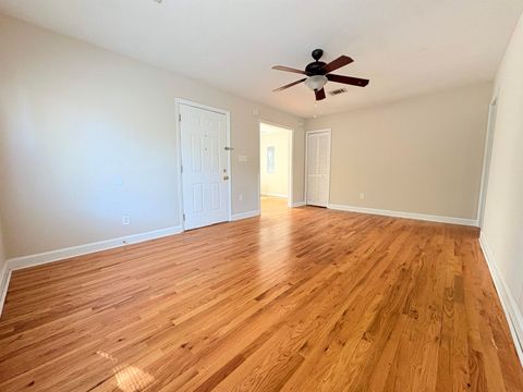 Tiny photo for 1302 Melvin Street, Tallahassee, FL 32301 (MLS # 394136)