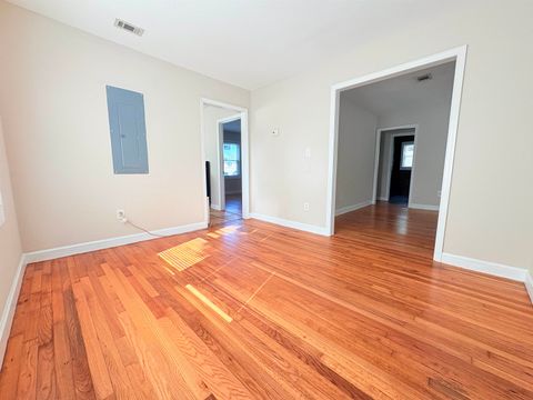 Tiny photo for 1302 Melvin Street, Tallahassee, FL 32301 (MLS # 394136)