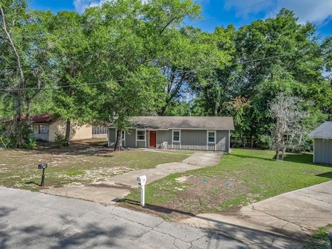 Tiny photo for 1326 Westheaven Court, Tallahassee, FL 32310 (MLS # 402240)