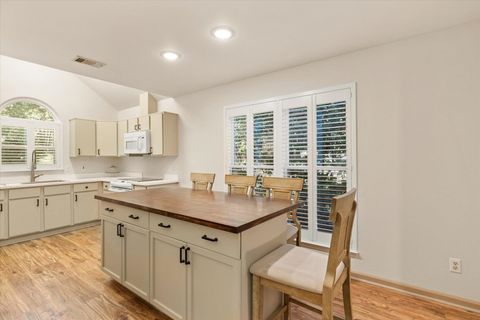 Tiny photo for 1511 Pine Street, Tallahassee, FL 32303 (MLS # 395251)