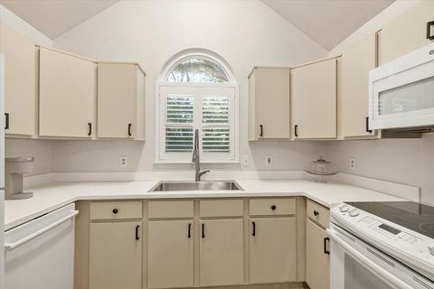 Tiny photo for 1511 Pine Street, Tallahassee, FL 32303 (MLS # 395251)