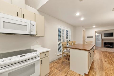 Tiny photo for 1511 Pine Street, Tallahassee, FL 32303 (MLS # 395251)